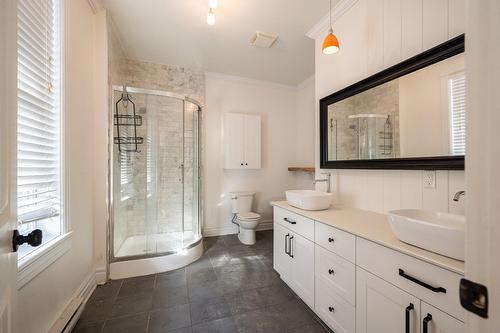 Bathroom - 6644 Av. Henri-Julien, Montréal (Rosemont/La Petite-Patrie), QC - Indoor Photo Showing Bathroom