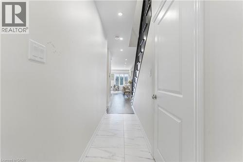 1426 Oakmont Common, Burlington, ON - Indoor Photo Showing Other Room