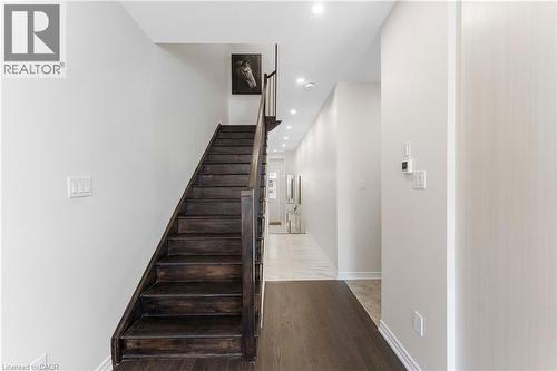 1426 Oakmont Common, Burlington, ON - Indoor Photo Showing Other Room