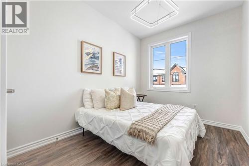 1426 Oakmont Common, Burlington, ON - Indoor Photo Showing Bedroom