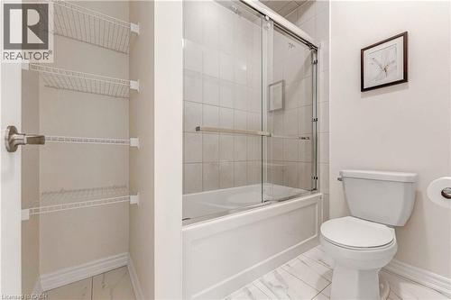 1426 Oakmont Common, Burlington, ON - Indoor Photo Showing Bathroom
