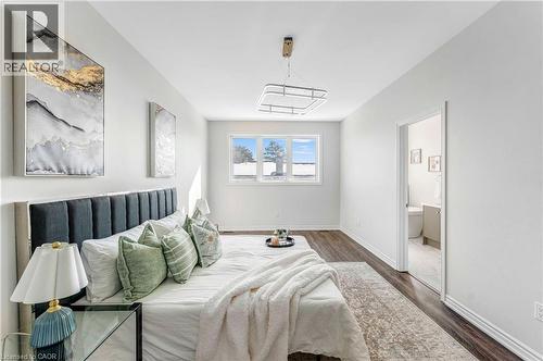 1426 Oakmont Common, Burlington, ON - Indoor Photo Showing Bedroom