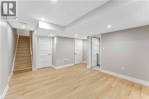 1426 Oakmont Common, Burlington, ON - Indoor