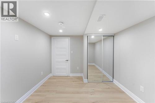 1426 Oakmont Common, Burlington, ON - Indoor
