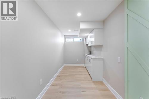 1426 Oakmont Common, Burlington, ON - Indoor