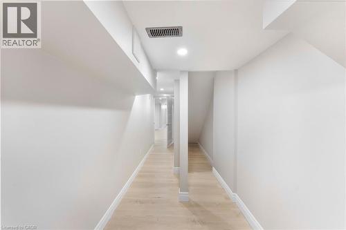 1426 Oakmont Common, Burlington, ON - Indoor Photo Showing Other Room