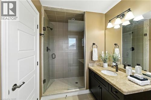 100 Fall Fair Way, Binbrook, ON - Indoor Photo Showing Bathroom