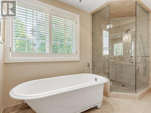 88 Ames Circle, Toronto, ON - Indoor Photo Showing Bathroom