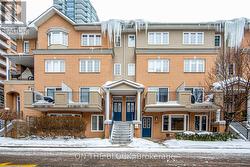 1703 - 28 SOMMERSET WAY  Toronto, ON M2N 6W7