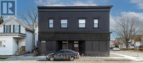 241 ROSS STREET  St. Thomas, ON N5R 3Y5