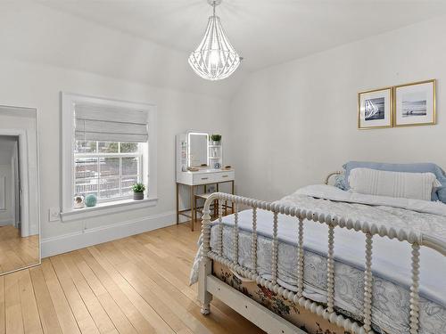 6029 Inglis Street, Halifax, NS 