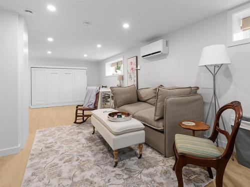 6029 Inglis Street, Halifax, NS 