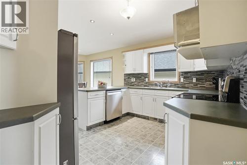 1258 Degelman Drive, Regina, SK - Indoor Photo Showing Kitchen