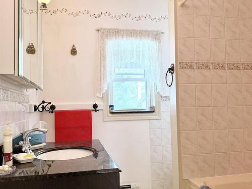 196 Hartz Point Road, Shelburne, NS 