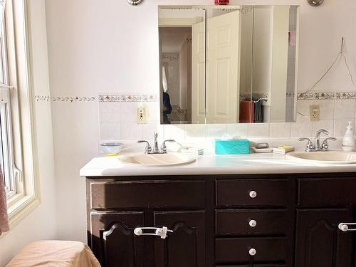 196 Hartz Point Road, Shelburne, NS 