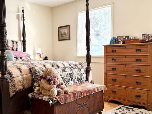 196 Hartz Point Road, Shelburne, NS 