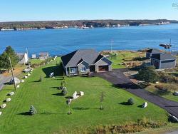21 Back Lane  Terence Bay, NS B3T 1Y3