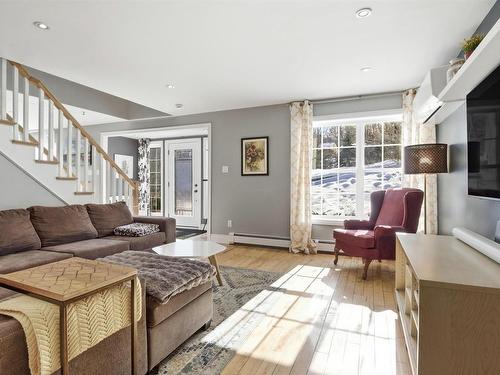 11 Maplewood Drive, Halifax, NS 