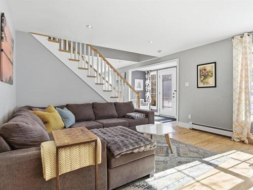 11 Maplewood Drive, Halifax, NS 