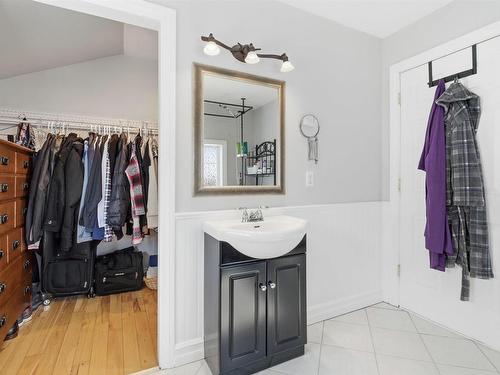 11 Maplewood Drive, Halifax, NS 