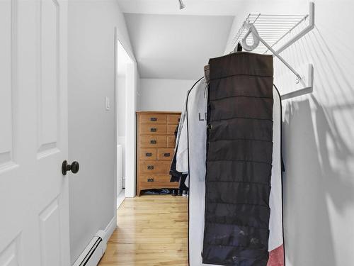 11 Maplewood Drive, Halifax, NS 