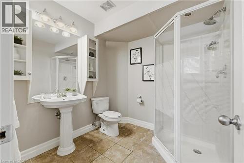 322 Sandowne Drive, Waterloo, ON - Indoor Photo Showing Bathroom