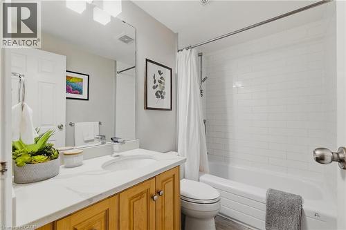 322 Sandowne Drive, Waterloo, ON - Indoor Photo Showing Bathroom