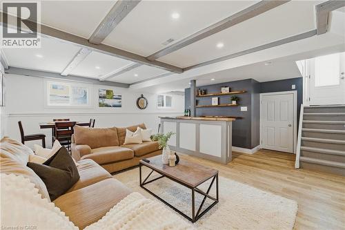 322 Sandowne Drive, Waterloo, ON - Indoor Photo Showing Living Room