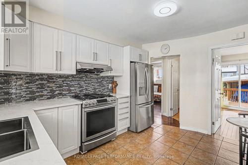 788 Dickens Avenue, Ottawa, ON - Indoor Photo Showing Kitchen With Stainless Steel Kitchen With Upgraded Kitchen