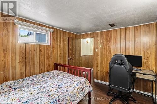 788 Dickens Avenue, Ottawa, ON - Indoor Photo Showing Bedroom