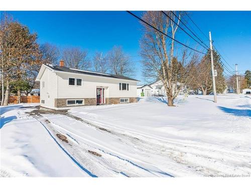 5 Munroe St, Riverview, NB 