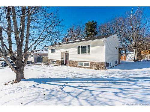 5 Munroe St, Riverview, NB 