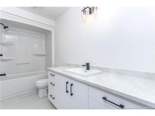 199 Runneymeade Rd, Riverview, NB 