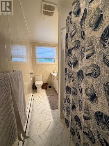 28-30 Bunkerhill Road, Fortune, NL - Indoor Photo Showing Bathroom