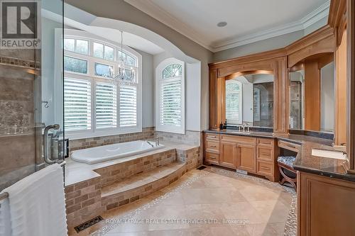 2319 Kilbride Street, Burlington, ON - Indoor Photo Showing Bathroom