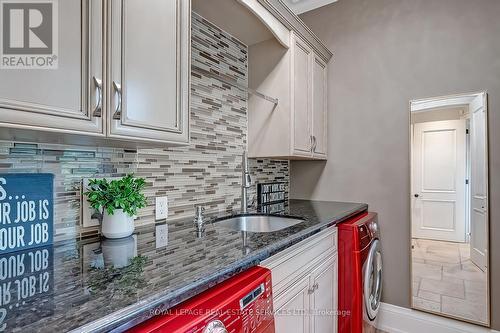 2319 Kilbride Street, Burlington, ON - Indoor Photo Showing Kitchen