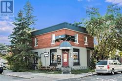 3 - 115 PERCY STREET  Ottawa, ON K1R 6C6
