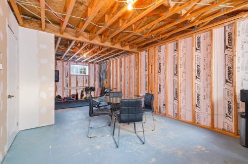 Salle familiale - 1615 Ch. Bellevue, Carignan, QC 