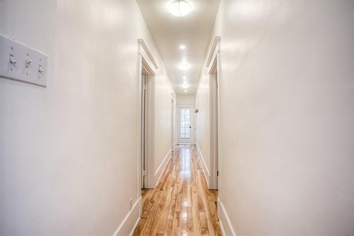 Hall d'entrée/Vestibule - 6-2135 Boul. Édouard-Montpetit, Montréal (Côte-Des-Neiges/Notre-Dame-De-Grâce), QC - Indoor Photo Showing Other Room