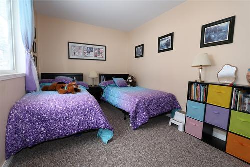 660 Knighton Road, Kimberley, BC - Indoor Photo Showing Bedroom