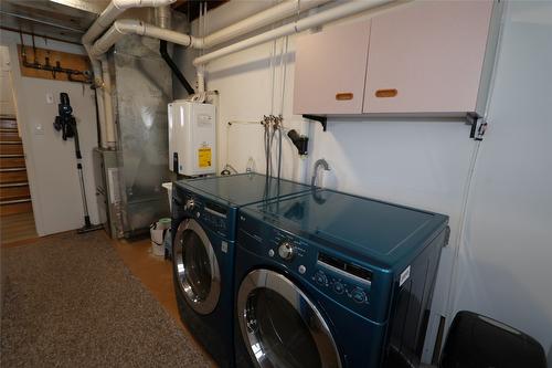 660 Knighton Road, Kimberley, BC - Indoor Photo Showing Laundry Room