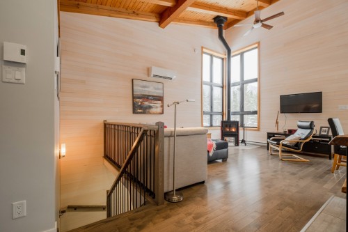 Vue d'ensemble - 1 Rue Alice, Ham-Sud, QC - Indoor Photo Showing Other Room