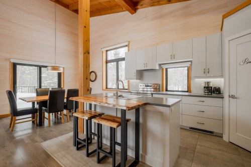 Cuisine - 1 Rue Alice, Ham-Sud, QC - Indoor