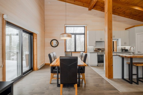 Cuisine - 1 Rue Alice, Ham-Sud, QC - Indoor