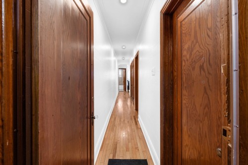 Passageway - 470 Rue Ouimet, Montréal (Saint-Laurent), QC - Indoor Photo Showing Other Room