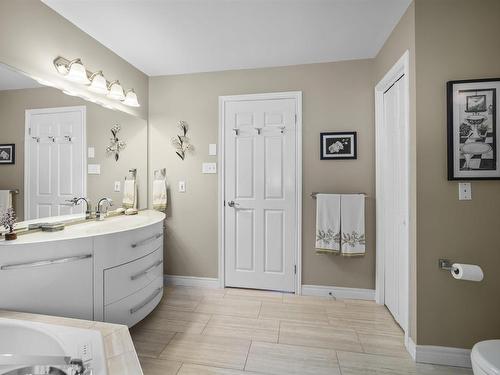 8 Castlewood Drive, Fall River, NS 