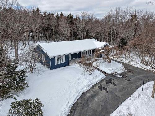 8 Castlewood Drive, Fall River, NS 