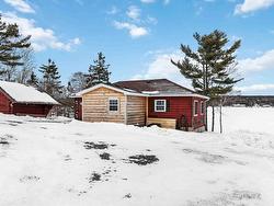 41 Eldoras Lane  Sheet Harbour, NS B0J 3B0