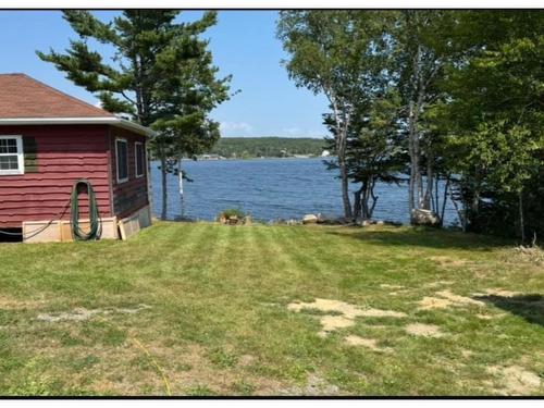 41 Eldoras Lane, Sheet Harbour, NS 