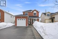 91 BARRE DRIVE  Barrie, ON L4N 7P1